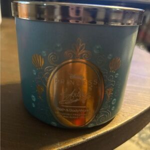 Bath & Body Works Blue and Gold Bath Soak